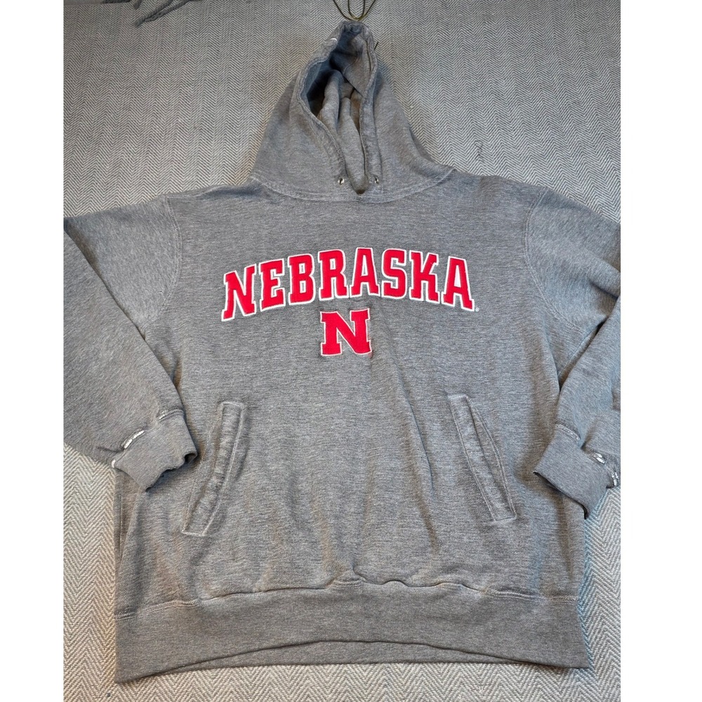 Champs Sports Nebraska Cornhuskers Hoodie Gray Red Logo Mens Medium Distressed